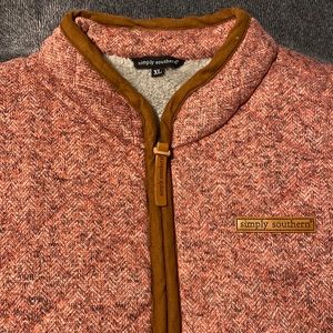 Simply southern Sherpa lined vest size XL